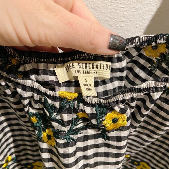 Free Generation Los Angeles Embroidered Gingham Off-Shoulder Top, Size Small - Picture 3 of 4